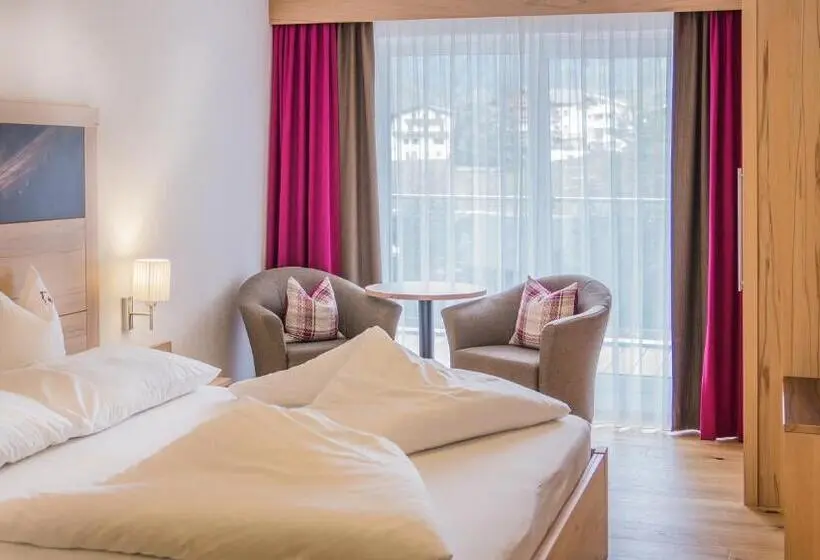 バルコニー付きスーペリアルーム, Alpinhotel Monte Superior   Silvretta Card Premium Betrieb