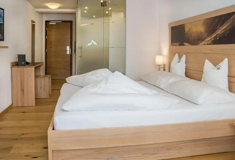 バルコニー付きスーペリアルーム, Alpinhotel Monte Superior   Silvretta Card Premium Betrieb