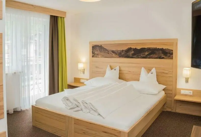 マウンテンビュースタンダードルーム, Alpinhotel Monte Superior   Silvretta Card Premium Betrieb