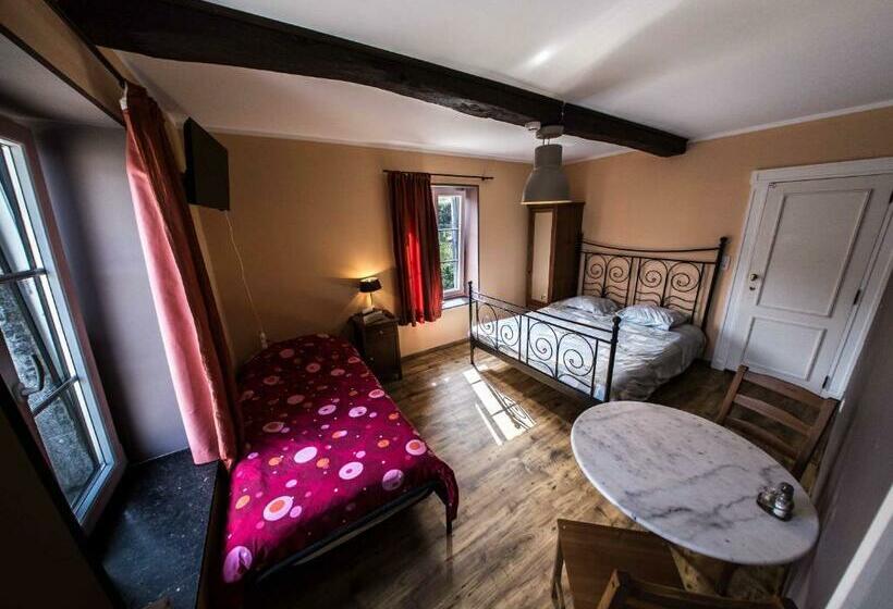 基本三人间, B&b Aux 10 Clefs