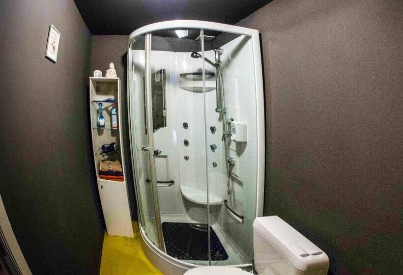 带2个卧室的公寓, B&b Aux 10 Clefs