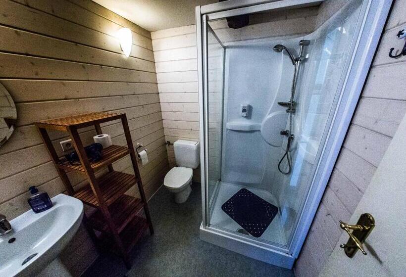 基本间, B&b Aux 10 Clefs