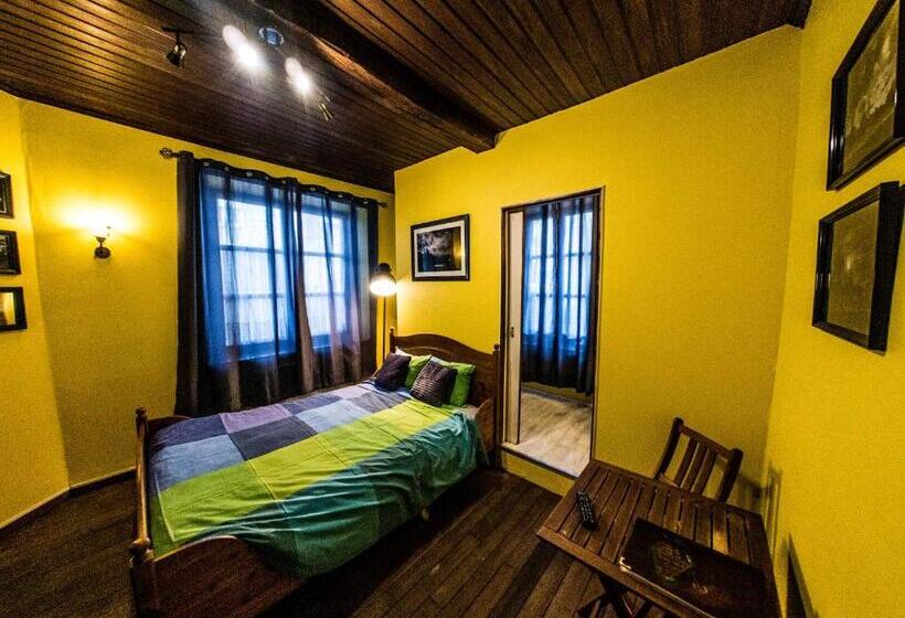 标准单人间, B&b Aux 10 Clefs