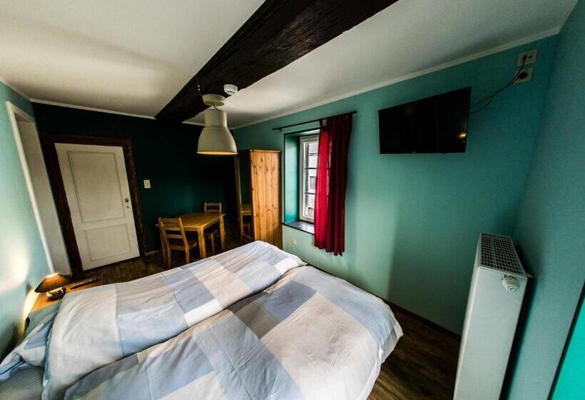 标准间, B&b Aux 10 Clefs