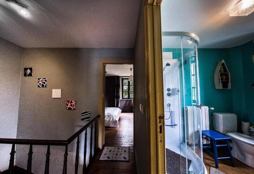 家庭间, B&b Aux 10 Clefs