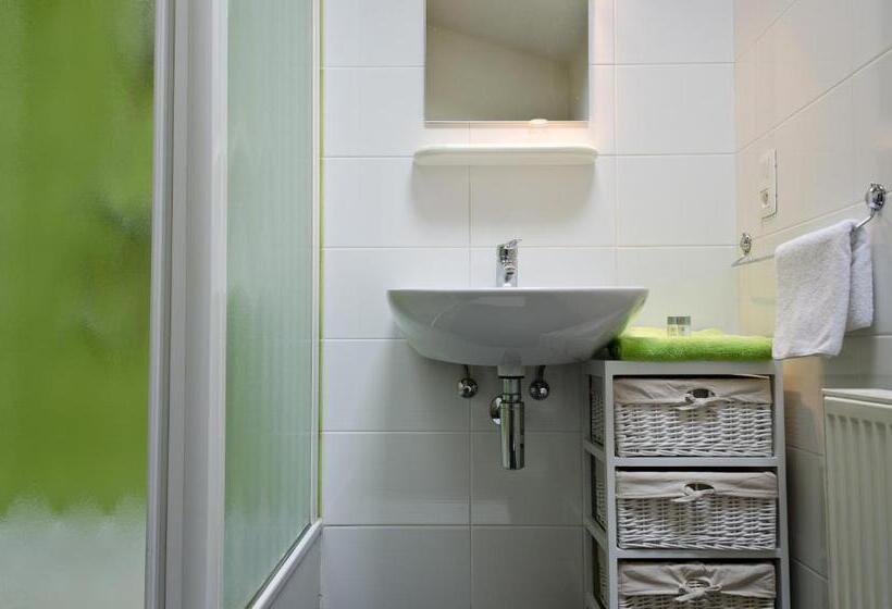 标准间, B&b Euverbraeke