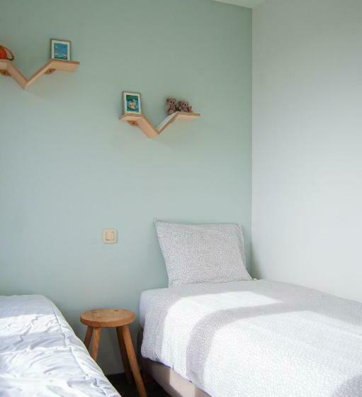 חדר דלוקס לארבעה, B&b Tuin Der Zinnen