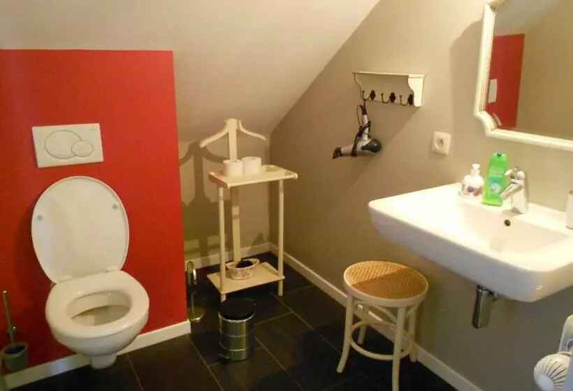 Deluxe Kolmen Hengen Huone, B&b Tuin Der Zinnen