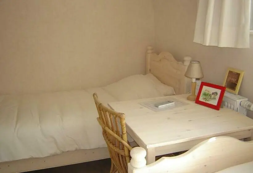 Standard Yhden Hengen Huone, B&b Wisteria