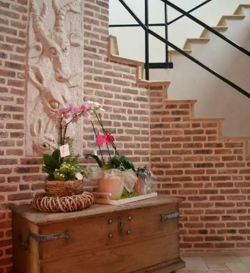 Classic-perhehuone, B&b Wisteria