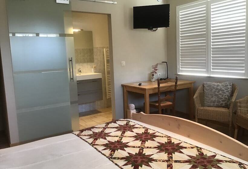 スタンダードルーム, B&b Wisteria