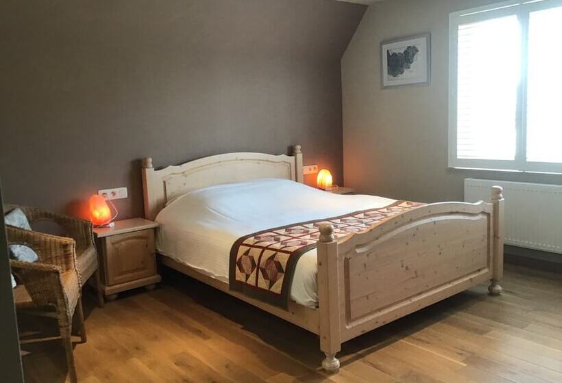 标准间, B&b Wisteria