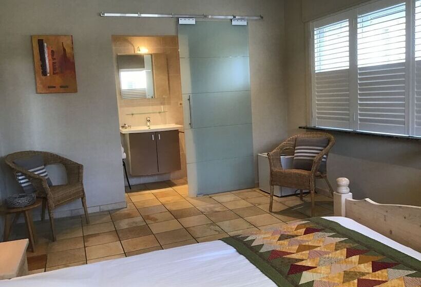 スタンダードルーム, B&b Wisteria