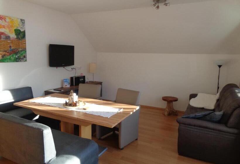 バルコニー付2ベッドルームアパートメント, Eckenhof