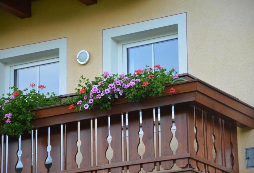 バルコニー付2ベッドルームアパートメント, Eckenhof