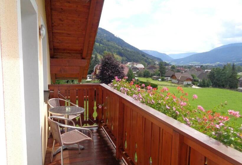 バルコニー付2ベッドルームアパートメント, Eckenhof