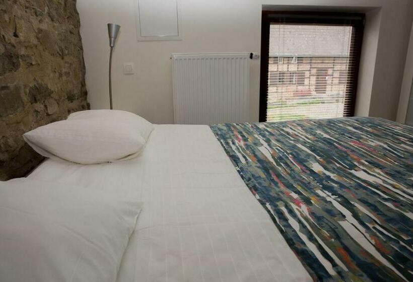 חדר סטודיו סטנדרד, Ferme Des Templiers