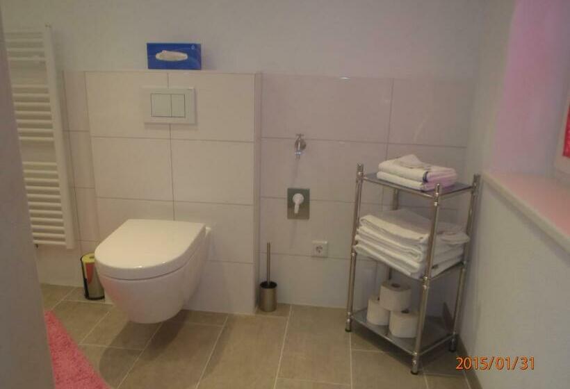 غرفة قياسية ثلاثية مزودة بشرفة, Gästehaus Rosa Leitgeb