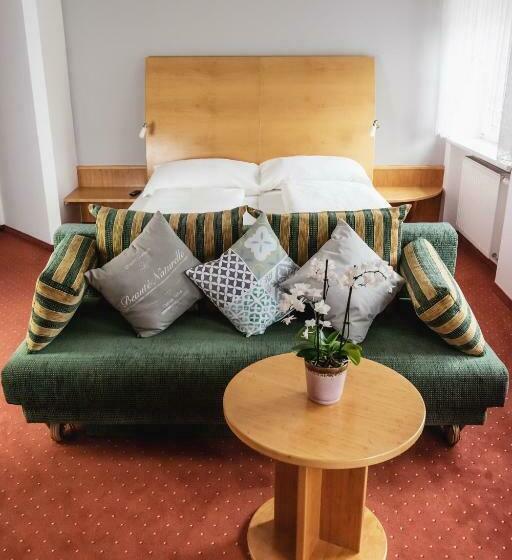 Номер Стандарт Трехместный, Landhotel Stegersbach