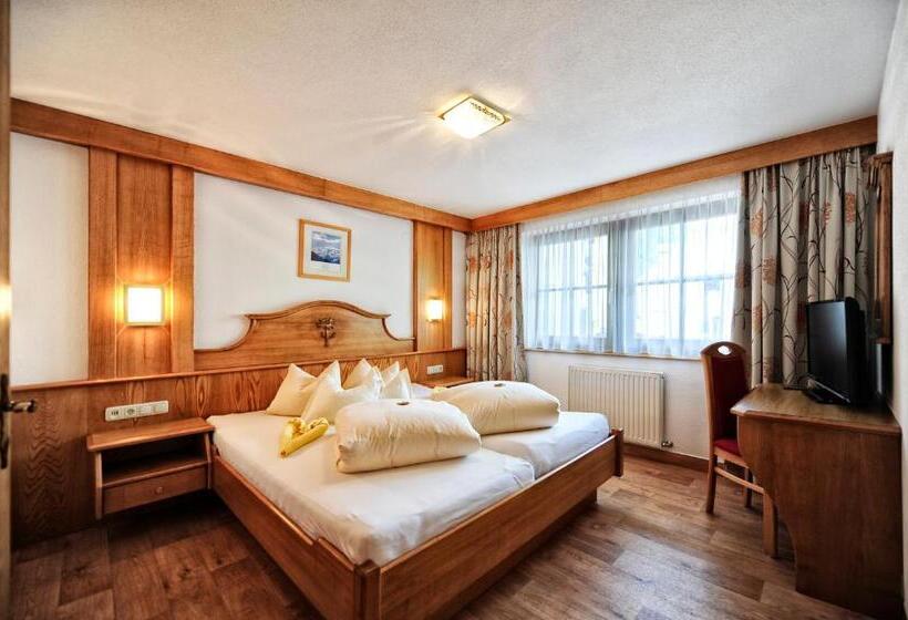 패밀리 룸, Arnika