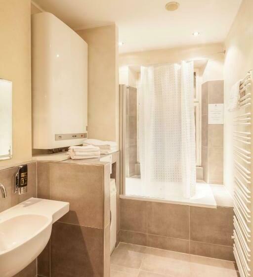 استودیوی استاندارد, Arte Vida Boutique Guesthouse
