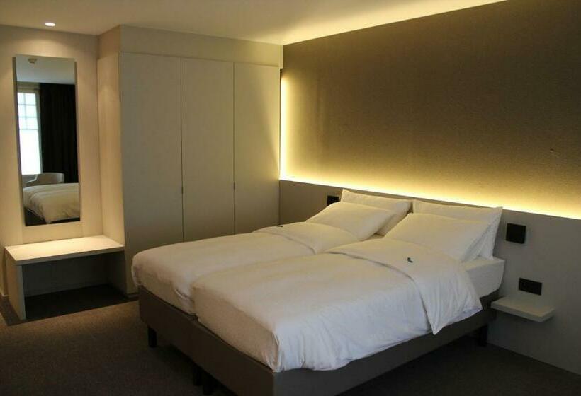 חדר סופריור עם מרפסת, Astel