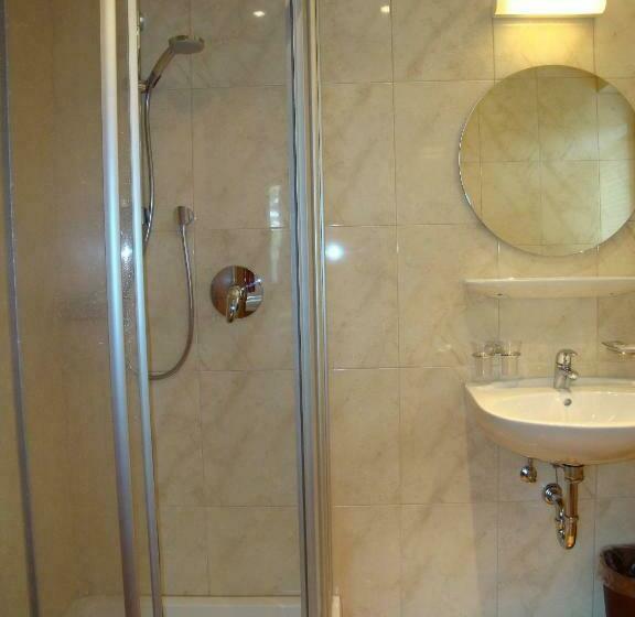 חדר סטנדרט עם מרפסת, Garni Austria