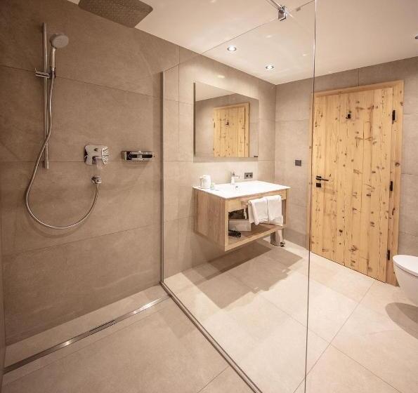 标准间, Garni Rustica