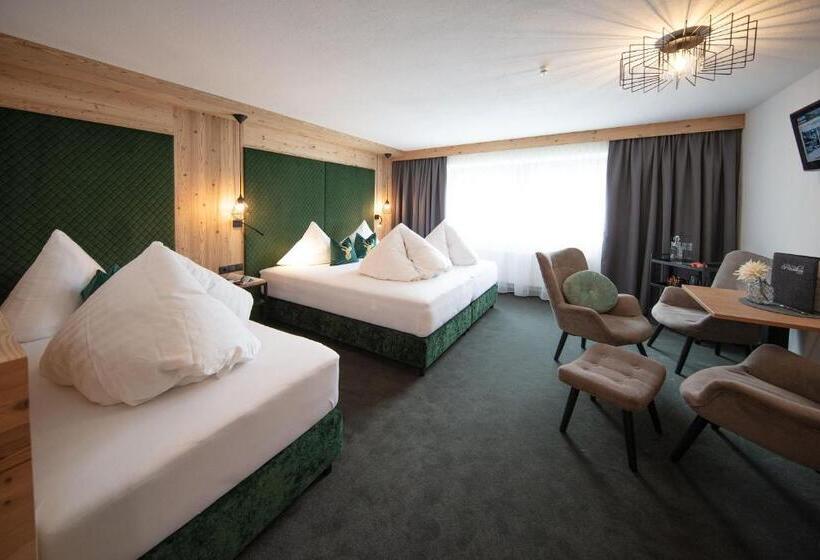 标准三人间, Garni Rustica