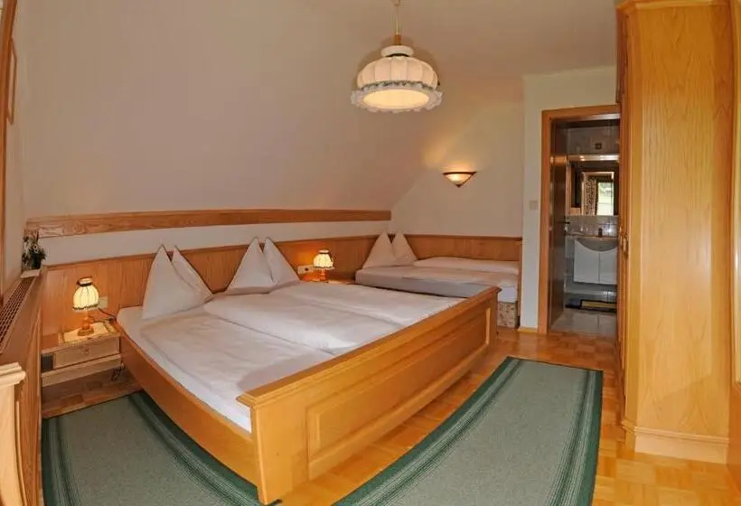 Classic-huoneisto 1 Makuuhuone, Gasthof Zur Gams