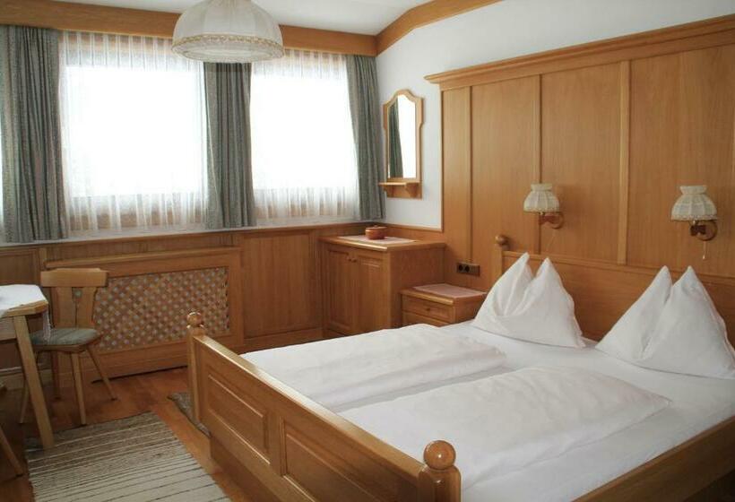 סוויטה, Gasthof Zur Gams