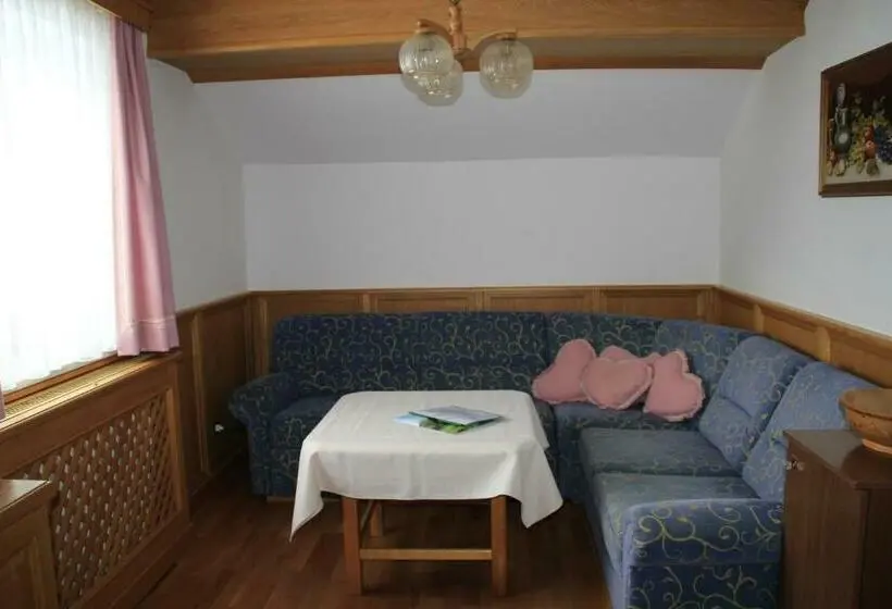 Sviitti, Gasthof Zur Gams