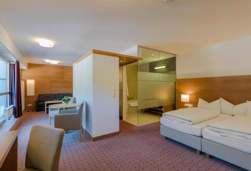 バルコニー付きジュニアスイート, Quality Hosts Arlberg Hotel Goldenes Kreuz B&b