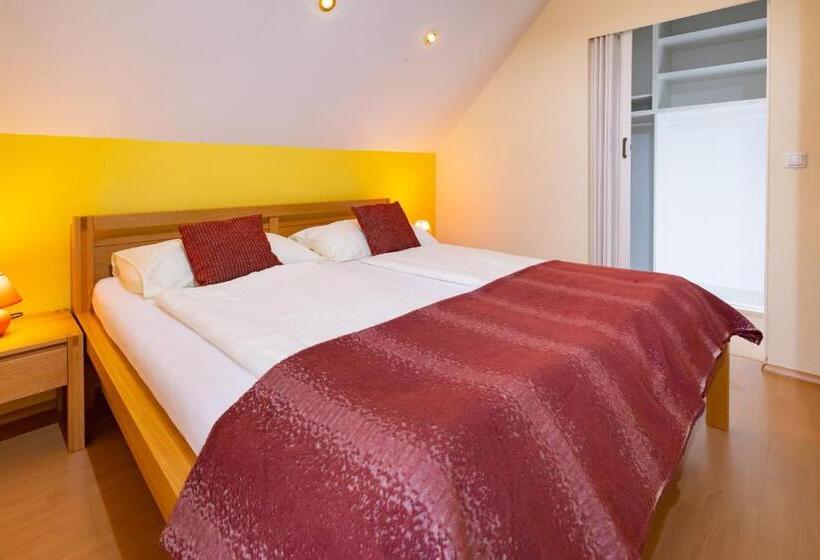 Апартаменты Дюплекс 1 Спальня, Golf & Thermenland Sonnenpension Frühstückshotel Burgauberg Stegersbach