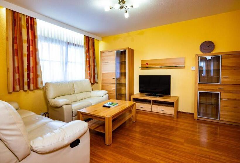 Апартаменты Дюплекс 1 Спальня, Golf & Thermenland Sonnenpension Frühstückshotel Burgauberg Stegersbach