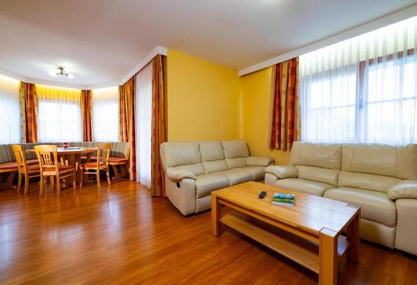 Апартаменты Дюплекс 1 Спальня, Golf & Thermenland Sonnenpension Frühstückshotel Burgauberg Stegersbach