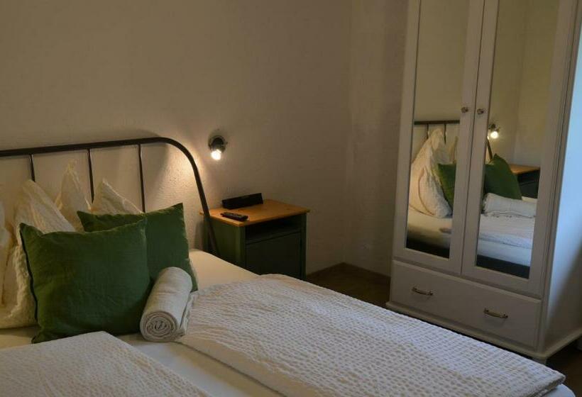 Номер Стандарт, Grüner Heinrich Bett&frühstück