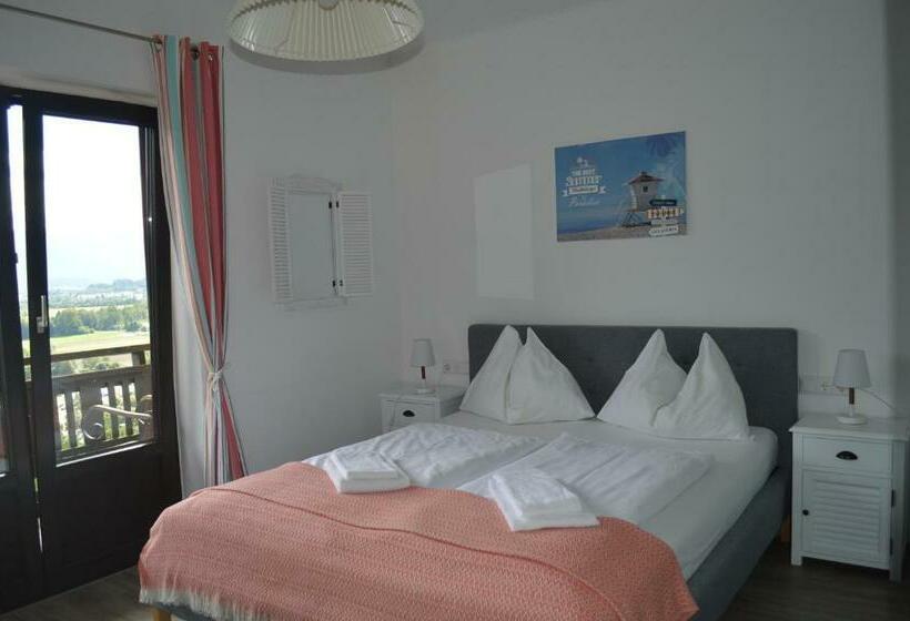 اتاق استاندارد با بالکن, Jäger