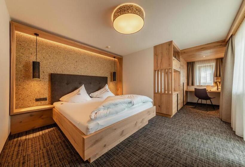 Номер Superior, Kräuterhotel Hochzillertal