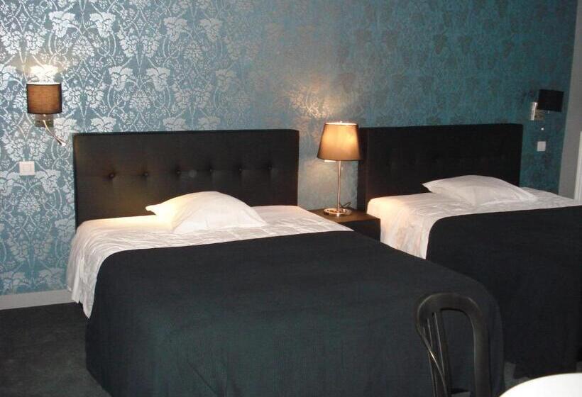 Четырехместный Номер Стандарт, La Fayette