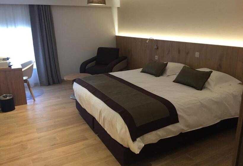 舒适型房间, Le Fournil