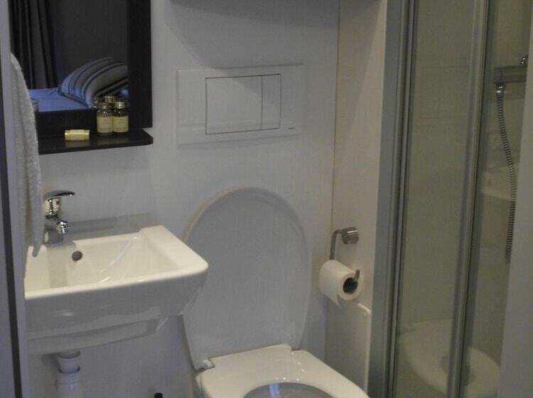 标准单人间, Le Fournil