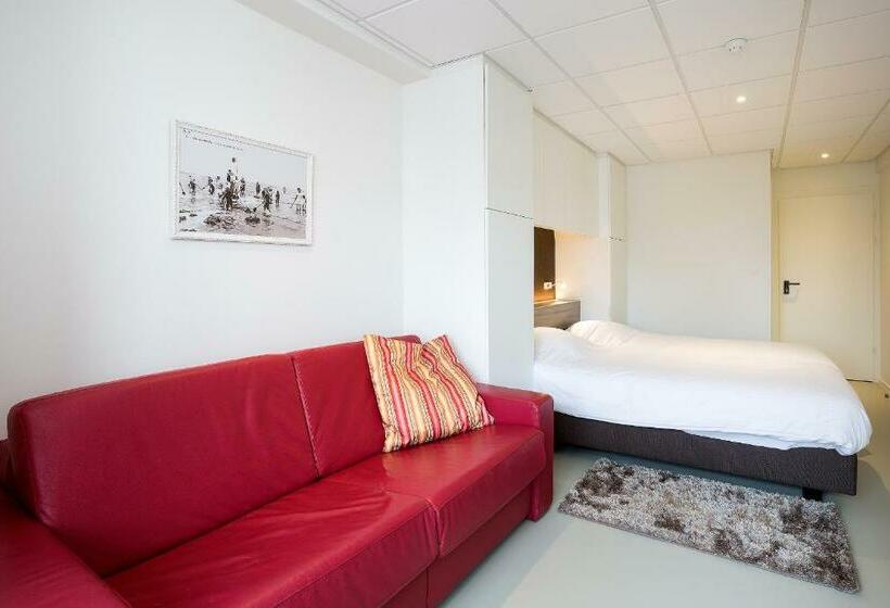 Классический Номер Вид на Море, Rewind