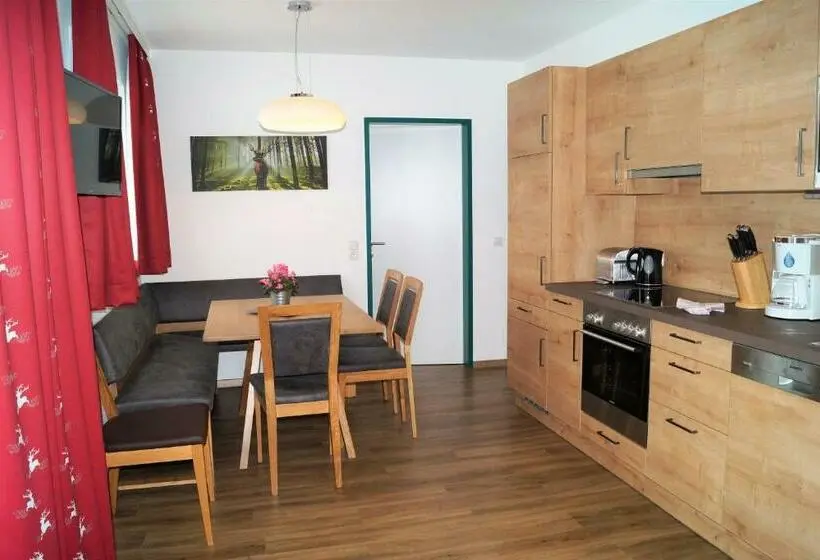 Huoneisto 2 Makuuhuonetta, Sieglhub Chalets Appartements