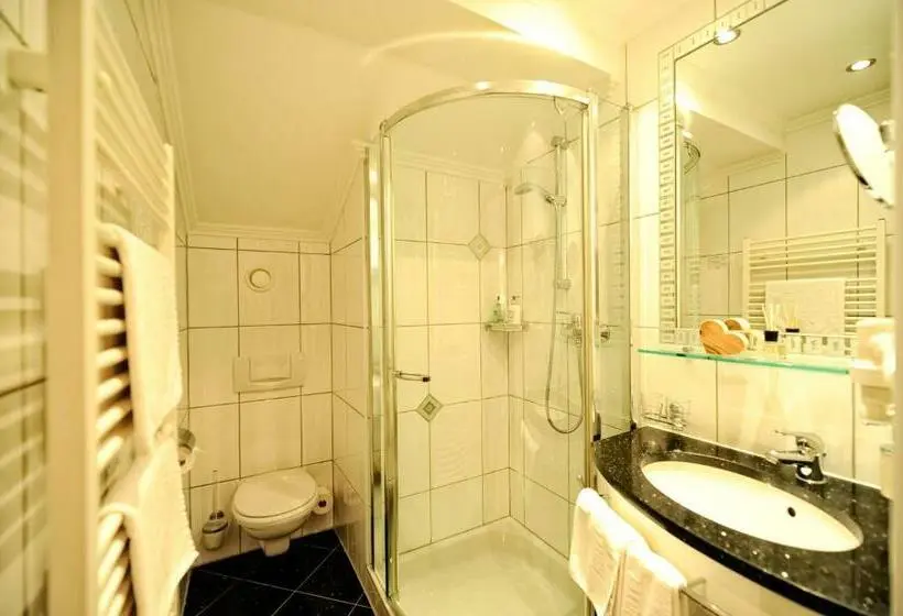 Quarto Estandar, Verwall