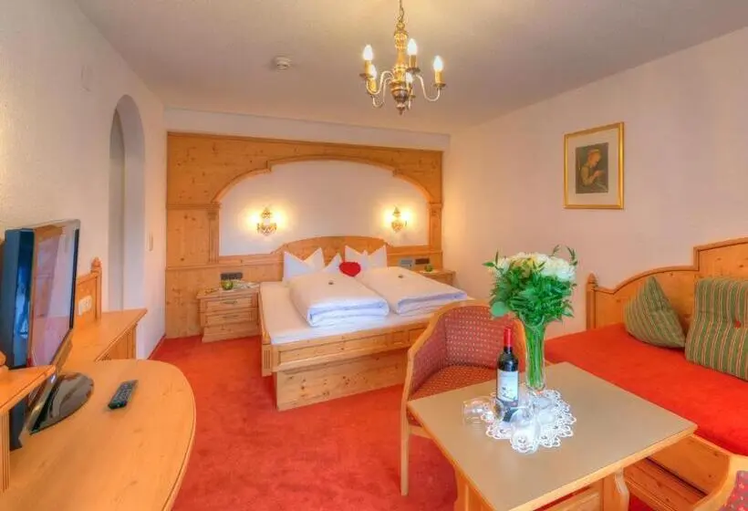 Quarto Familiar Deluxe, Verwall