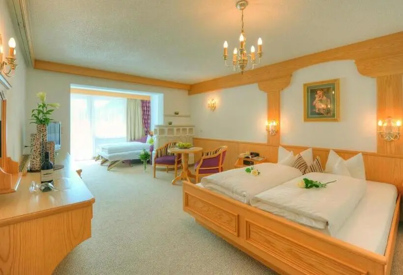 Quarto Familiar Deluxe, Verwall