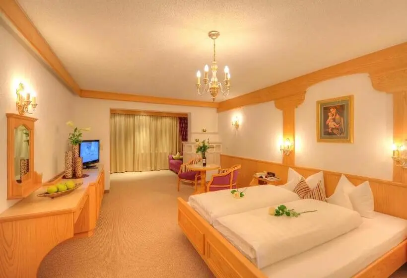 Quarto Familiar Deluxe, Verwall