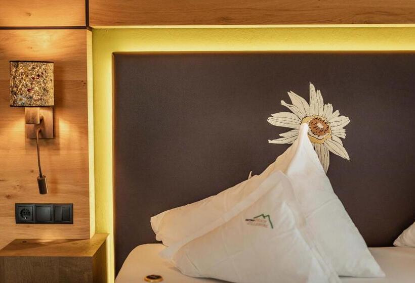 Номер Superior, Kräuterhotel Hochzillertal