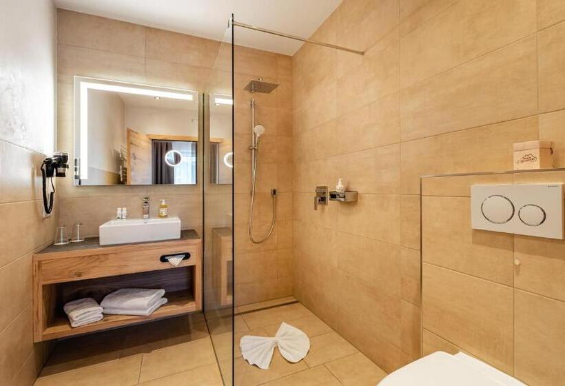 标准间带山景, Kräuterhotel Hochzillertal